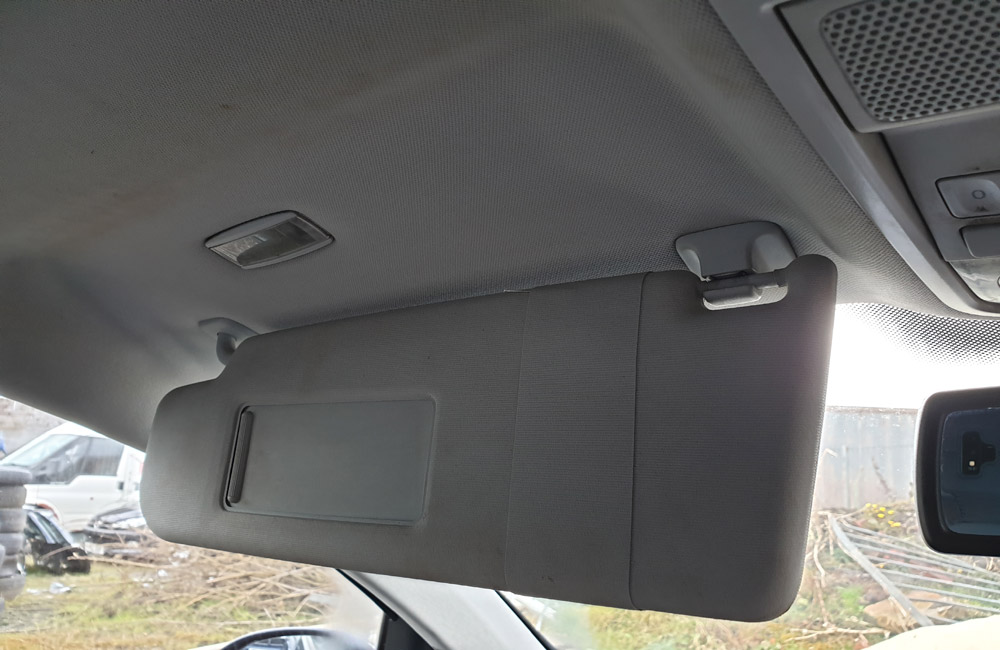 VW Golf Match TDI Sun visor passenger side